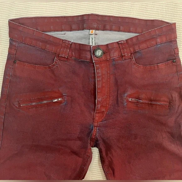 Red Jeans - Picture 3 of 5